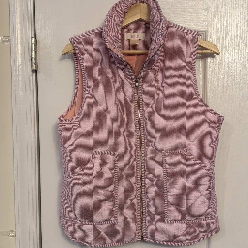 Peach Love California Puffer Vest Women's Size medium Salmon Pink White Stripe